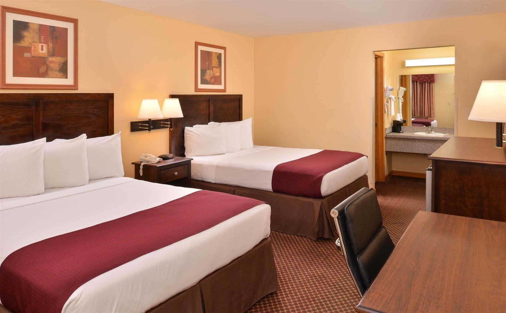 Americas Best Value Inn Bryant Exterior photo